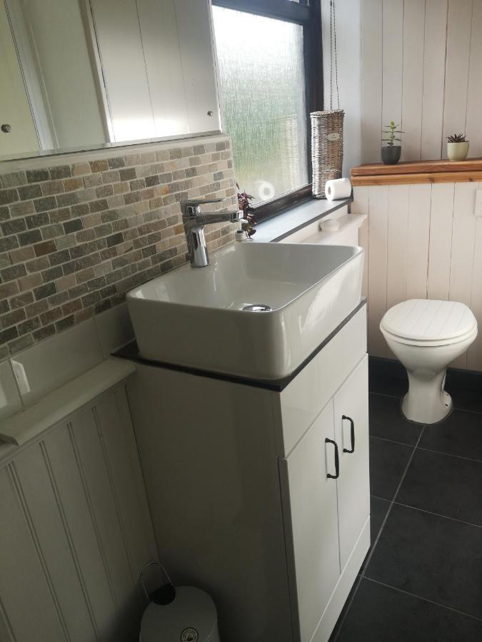 Y Cuddfan Gower Bed & Breakfast Swansea Dış mekan fotoğraf